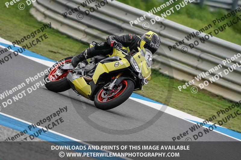 estoril;event digital images;motorbikes;no limits;peter wileman photography;portugal;trackday;trackday digital images